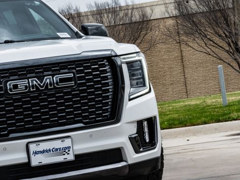 Used 2023 GMC Yukon Denali Ultimate image 7