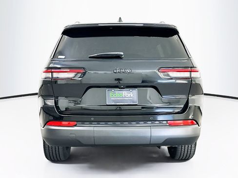 Used 2023 Jeep Grand Cherokee L Laredo AWD/4WD image 7