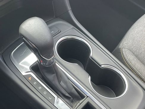 Used 2024 Chevrolet Equinox LT image 5