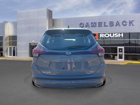 Used 2022 Nissan Kicks SR FWD image 6