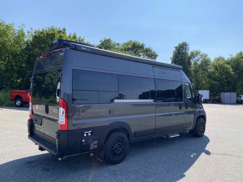 Used 2024 RAM ProMaster 3500 w/ Quick Order Package 22H SLT+ FWD image 14