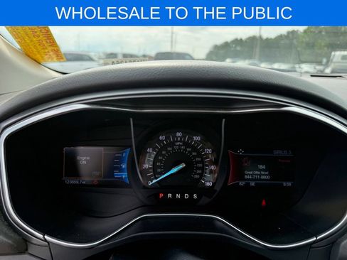 Used 2015 Ford Fusion Titanium FWD image 16
