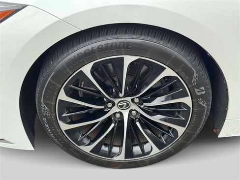 Certified 2023 Lexus LS 500 AWD w/ Luxury Package image 7