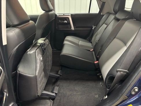 Used 2019 Toyota 4Runner SR5 Premium AWD/4WD image 13