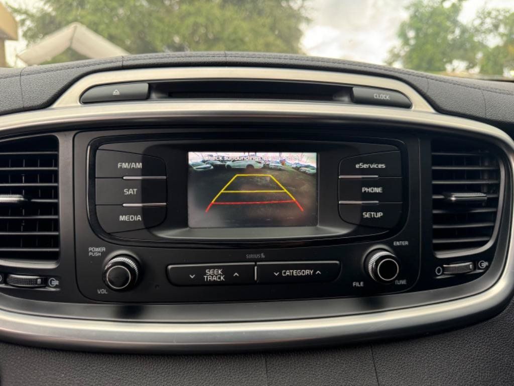 Used 2016 Kia Sorento EX w/ EX Premium Package FWD image 22