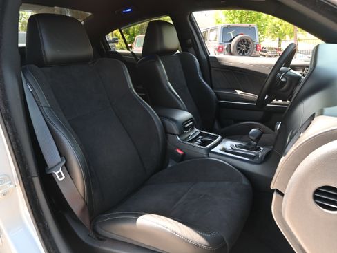 Used 2023 Dodge Charger R/T w/ Plus Group RWD image 34