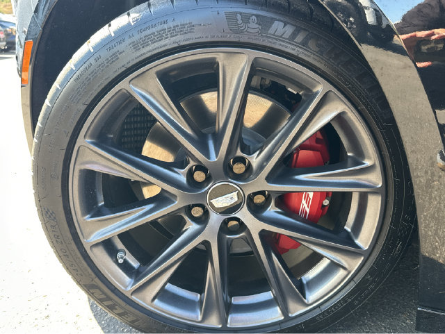 Certified 2026 Cadillac CT5 V w/ Technology Package RWD image 4