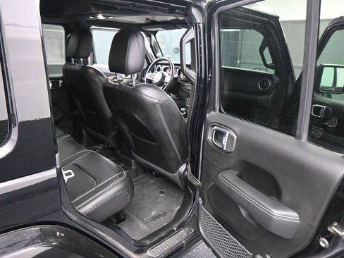 Used 2023 Jeep Wrangler Sahara w/ Cold Weather Group image 43