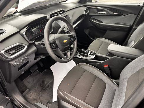 Used 2022 Chevrolet TrailBlazer LT image 8