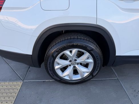 Used 2018 Volkswagen Atlas SE image 15