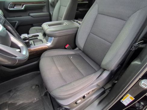 Used 2022 GMC Sierra 1500 Elevation image 17