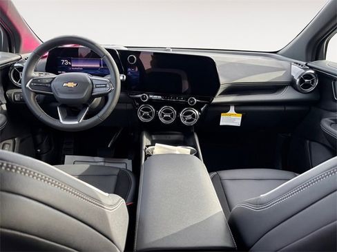 Used 2024 Chevrolet Blazer EV LT image 10