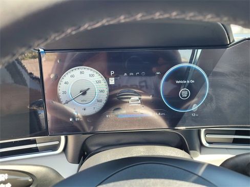 New 2025 Hyundai Elantra Limited image 11