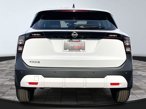 New 2026 Nissan Kicks S image 4