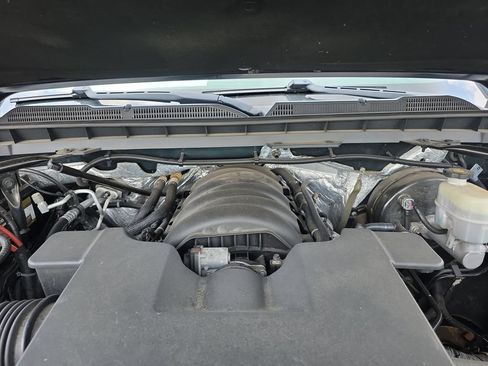 Used 2018 Chevrolet Silverado 1500 LT w/ All Star Edition AWD/4WD image 25