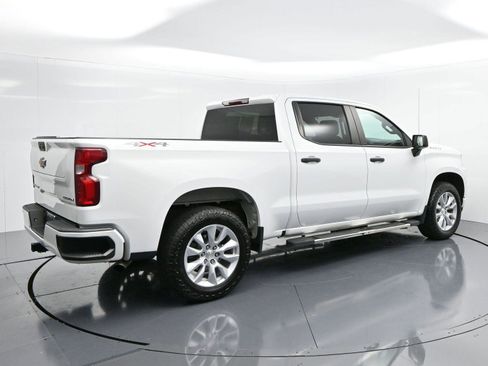 Used 2022 Chevrolet Silverado 1500 Custom w/ Safety Confidence Package image 7