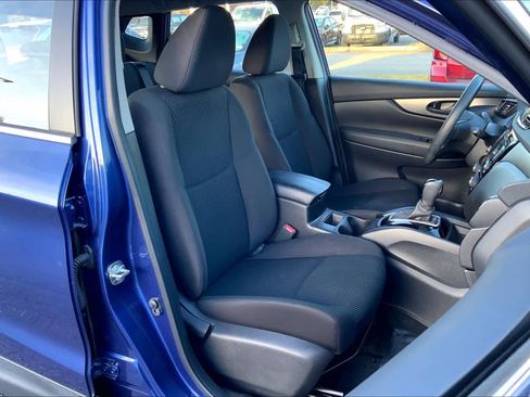 Used 2021 Nissan Rogue Sport S image 9