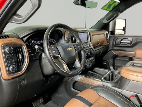 Used 2022 Chevrolet Silverado 3500 High Country w/ Z71 Off-Road Package AWD/4WD image 18