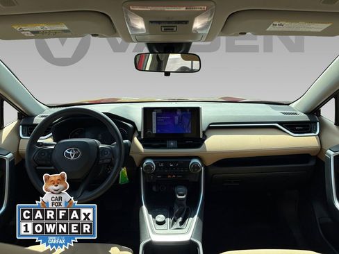 Used 2023 Toyota RAV4 LE AWD/4WD image 2