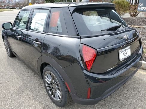 New 2026 MINI Cooper S image 3