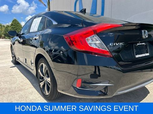 Used 2016 Honda Civic Touring image 7