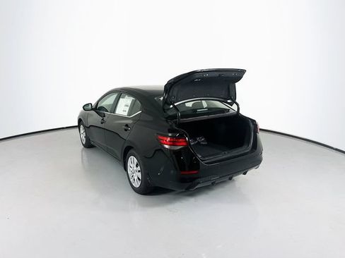 Used 2025 Nissan Sentra S FWD image 9