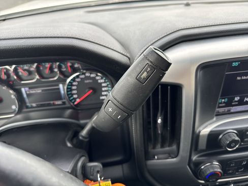 Used 2017 GMC Sierra 1500 SLE w/ SLE Value Package image 17