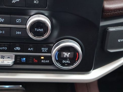 Used 2024 Ford Expedition Max Limited image 34