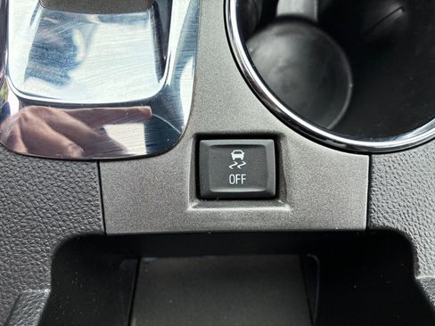 Used 2017 GMC Terrain SLE w/ Driver Alert Package I AWD/4WD image 34