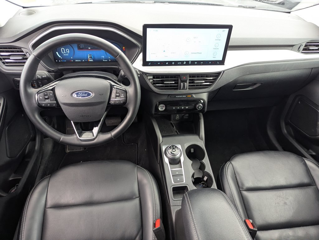 Used 2025 Ford Escape Platinum AWD/4WD image 33