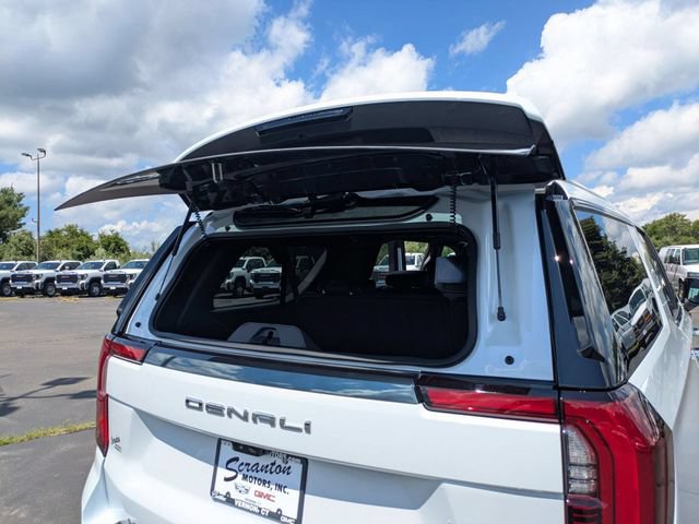 New 2026 GMC Yukon XL Denali Ultimate w/ LPO, Floor Liner Package AWD/4WD image 35