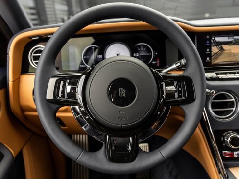 New 2026 Rolls-Royce Cullinan AWD/4WD image 36