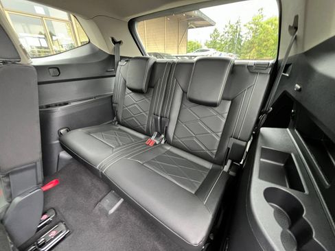Used 2026 Volkswagen Atlas SE AWD/4WD image 31