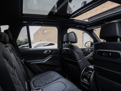 Used 2024 BMW X5 xDrive40i image 16