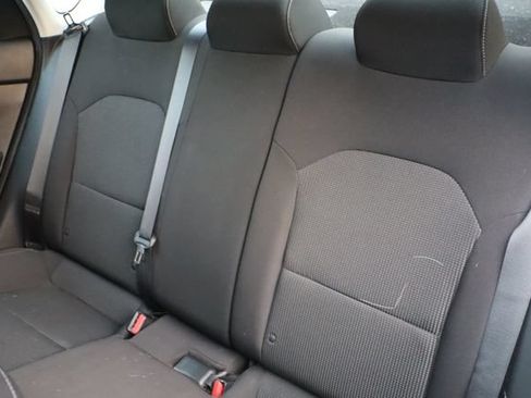 Used 2019 Kia Forte LXS FWD image 7