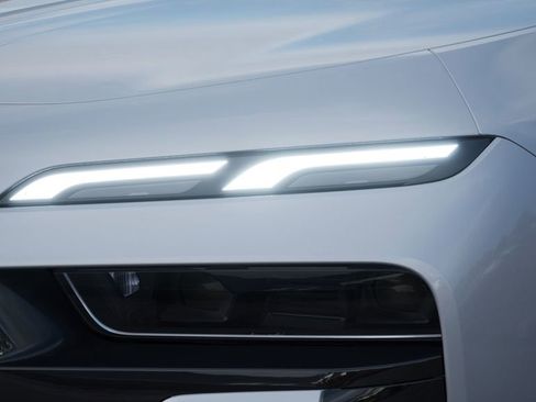 New 2026 BMW 740i 740i w/ Premium Package image 6