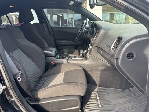Used 2020 Dodge Charger GT w/ Blacktop Package image 40