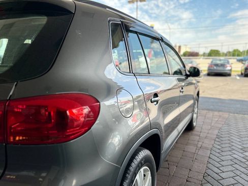 Used 2015 Volkswagen Tiguan SE FWD image 12