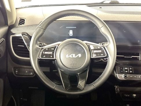 Used 2025 Kia Seltos S image 13