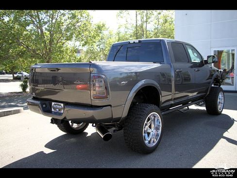 Used 2017 RAM 2500 Laramie w/ Sport Appearance Group AWD/4WD image 9