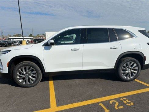New 2026 Buick Enclave Preferred w/ Power Package image 5
