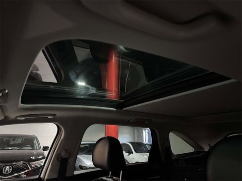 Used 2023 Kia Sorento S w/ Panoramic Sunroof Package image 19