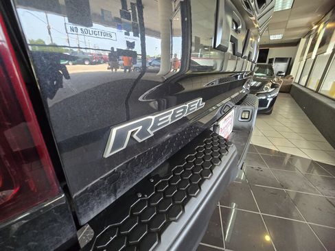Used 2016 RAM 1500 Rebel w/ Luxury Group AWD/4WD image 37