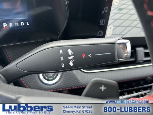 New 2026 Chevrolet Equinox RS w/ Convenience Package III AWD/4WD image 19
