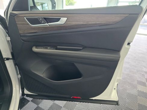 New 2025 Volkswagen Atlas Cross Sport SEL R-Line image 28