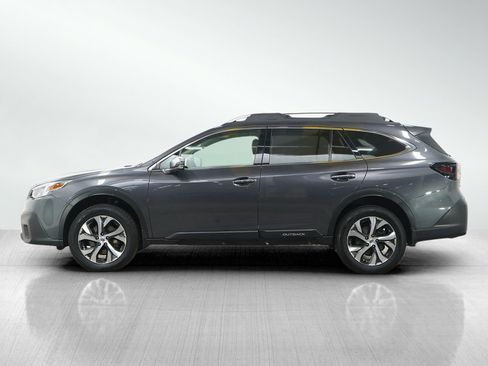 Used 2022 Subaru Outback Touring XT image 2