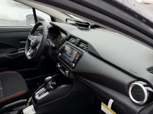 New 2025 Nissan Versa SR image 21