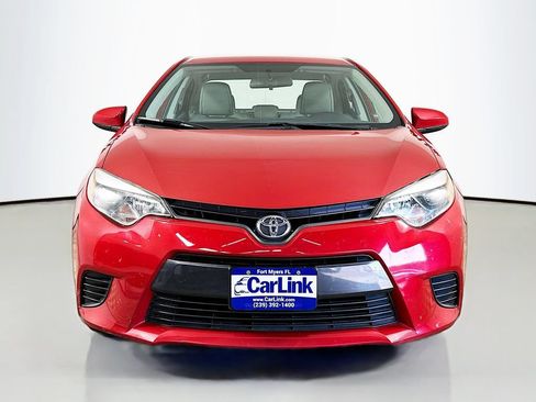Used 2016 Toyota Corolla LE FWD image 2