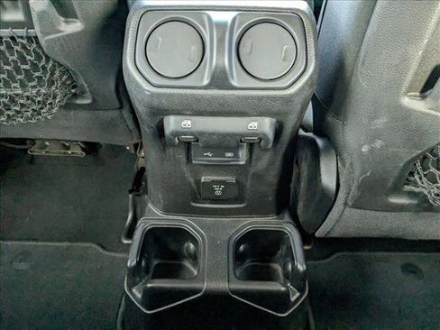 Used 2018 Jeep Wrangler Unlimited Rubicon image 19