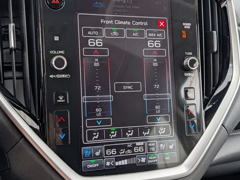 Used 2024 Subaru Ascent Touring AWD/4WD image 23